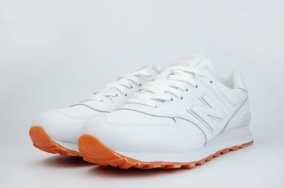 Лот: 16946767. Фото: 1. кроссовки New Balance 574 Leather... Кеды, кроссовки, слипоны