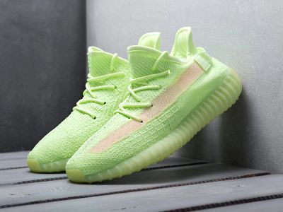 Лот: 14231203. Фото: 1. Кроссовки Adidas Yeezy 350 Boost... Кеды, кроссовки, слипоны