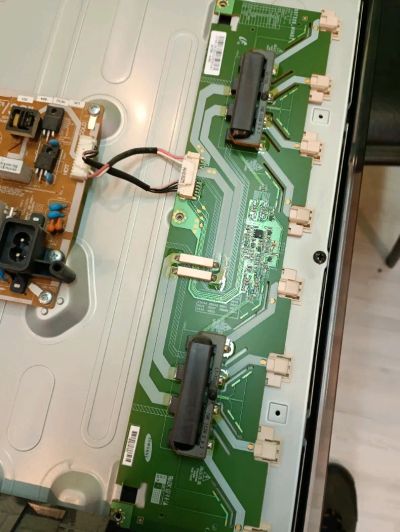 Лот: 20860501. Фото: 1. Инвертор inverter с телевизора... Запчасти для телевизоров, видеотехники, аудиотехники