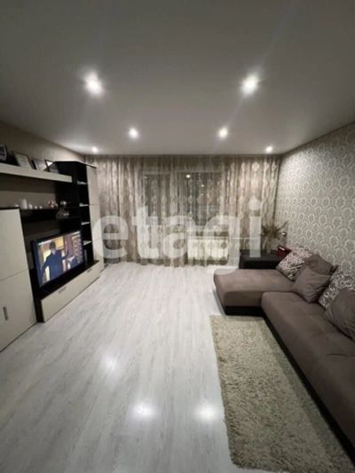 Лот: 21132130. Фото: 1. Продам 3-комн. кв. 65.4 кв.м... Квартиры, студии