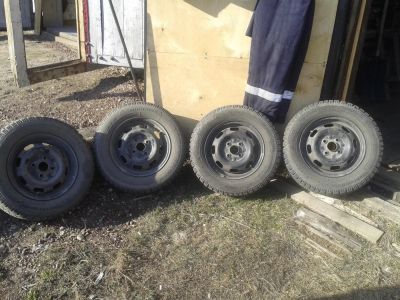 Лот: 3985882. Фото: 1. колеса R13 GoodYear 175/70 на... Шины на дисках