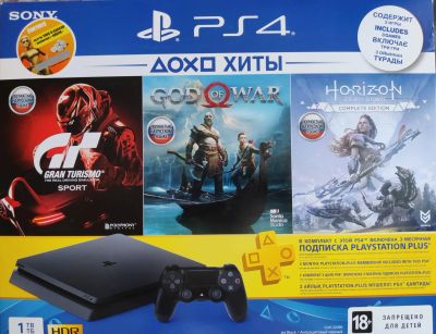 Лот: 19078721. Фото: 1. Playstation 4 slim 1TB + два джойстика... Консоли