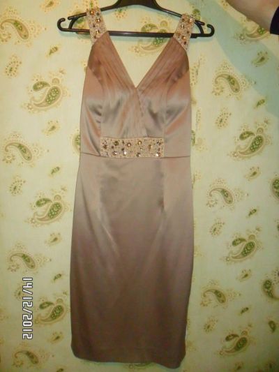 Лот: 4635386. Фото: 1. Продам платье. Платья