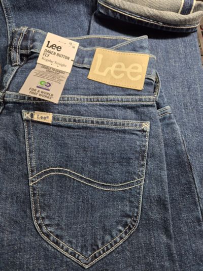 Лот: 19551546. Фото: 1. Selvedge denim Lee Daren Regular... Брюки, джинсы, шорты
