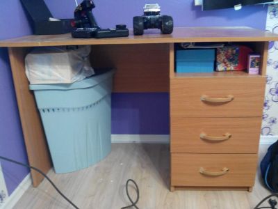 Лот: 5694049. Фото: 1. Стол письменный. Другое (мебель)