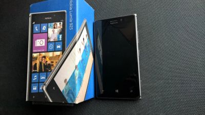 Лот: 6288534. Фото: 1. Nokia Lumia 925, черная, полный... Смартфоны