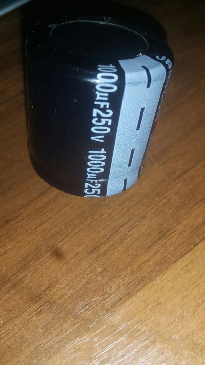 Лот: 12088271. Фото: 1. Конденсатор 1000UF 250V. Конденсаторы