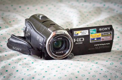 Лот: 2952330. Фото: 1. Видеокамера Sony HDR-CX560Е, 50... Видеокамеры