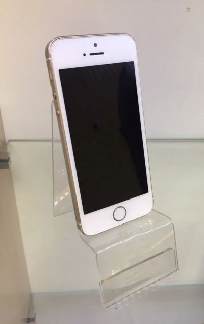 Лот: 13940723. Фото: 1. Смартфон Apple iPhone 5s 16Gb... Смартфоны