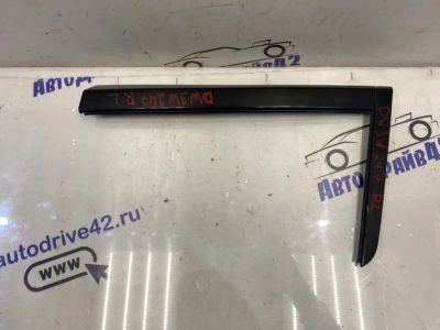 Лот: 21710749. Фото: 1. молдинг стекла собачника Mazda... Двигатель и элементы двигателя