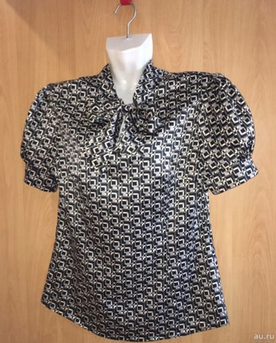 Лот: 13610110. Фото: 1. Блузка Nevis . 44 размер. Обмен... Блузы, рубашки