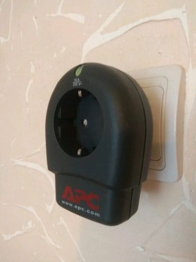 Лот: 12588067. Фото: 1. Сетевой фильтр APS. ИБП, аккумуляторы для ИБП