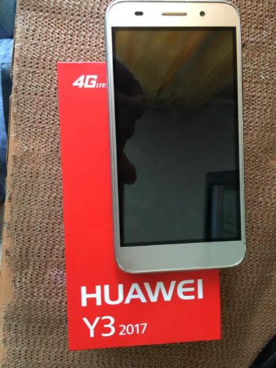 Лот: 11766189. Фото: 1. Huawei Y3 2017. Смартфоны