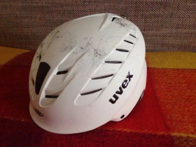 Лот: 9912545. Фото: 1. Шлем горнолыжный Uvex P1US. Шлемы