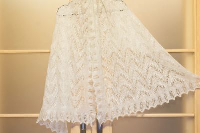 Лот: 2486289. Фото: 1. Шаль "Королева". Готовые изделия