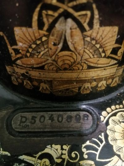 Лот: 16247133. Фото: 1. Singer зингер. Швейная, вязальная