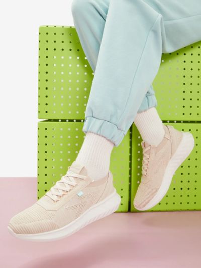 Лот: 22455737. Фото: 1. Кроссовки женские Demix Bitcrazy... Другое (одежда, обувь, галантерея)