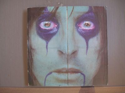 Лот: 8481224. Фото: 1. Alice Cooper – From The Inside... Аудиозаписи