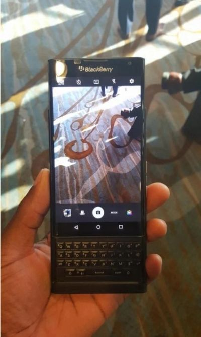 Лот: 6470773. Фото: 1. blackberry priv. Смартфоны