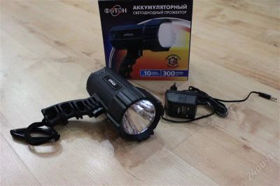 Лот: 1197156. Фото: 1. Прожекторный фонарь LED 3W, аккумуляторный... Фонарики