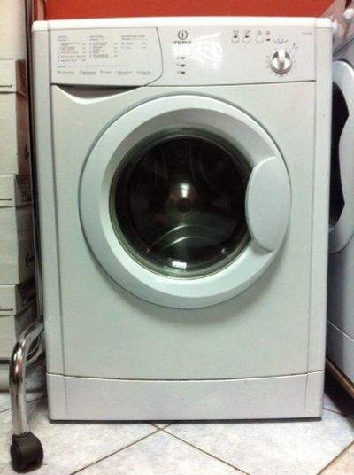 Лот: 6378415. Фото: 1. Продам стиральную машину Indesit... Стиральные машины
