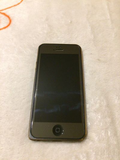 Лот: 8206015. Фото: 1. IPhone 5 Black 16Gb. Смартфоны