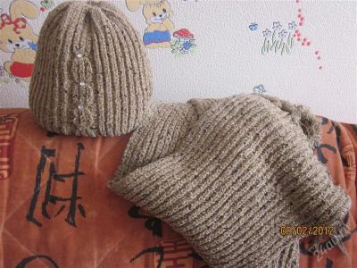 Лот: 1555416. Фото: 1. комплект вязаный. Головные уборы