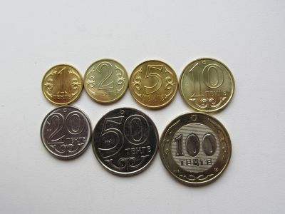 Лот: 14702975. Фото: 1. Казахстан 1,2,5,10,20,50,100 тенге... Наборы монет