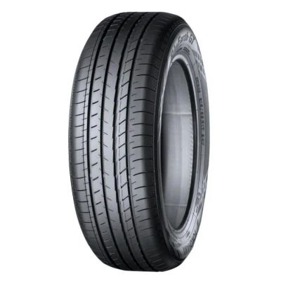 Лот: 25612457. Фото: 1. Шина летняя Yokohama BluEarth-GT... Шины