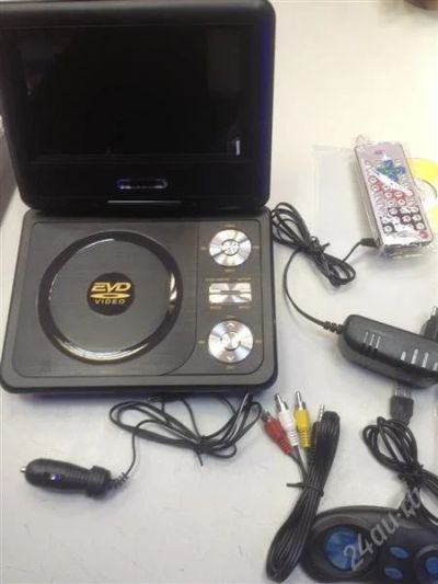 Лот: 2675164. Фото: 1. DVD плеер с Тв,играми,Usb,SD,с... DVD, Blu-Ray плееры
