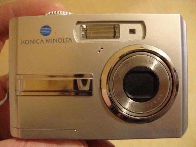 Лот: 167343. Фото: 1. Фотоаппарат Konica Minolta Dimage... Цифровые компактные