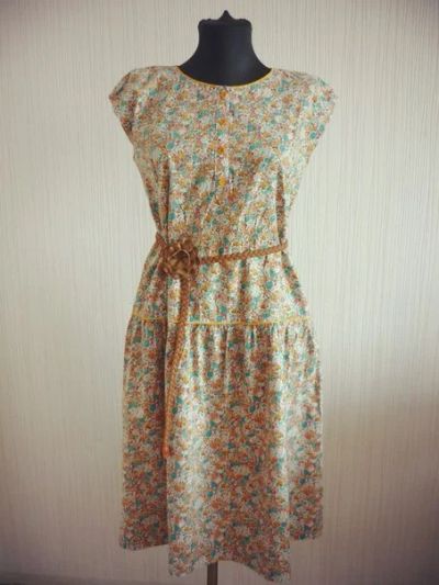 Лот: 3410736. Фото: 1. Винтажное платье 40. Платья