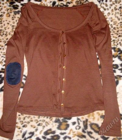 Лот: 1082568. Фото: 1. PULL & BEAR - Стильная кофта с... Футболки, топы и майки