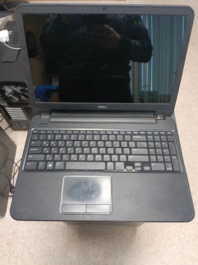 Лот: 25125617. Фото: 1. Ноутбук Dell Inspiron 3521. Ноутбуки