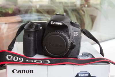 Лот: 12735942. Фото: 1. Куплю Canon 60D !. Цифровые зеркальные