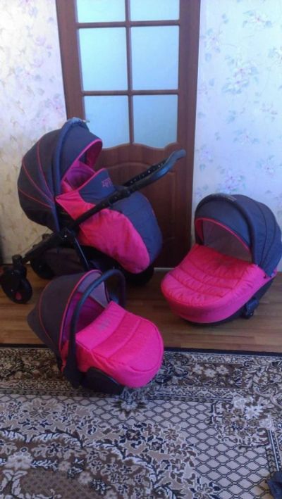 Лот: 7285793. Фото: 1. коляска Tutis Zippy New 3 в 1. Коляски