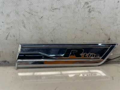 Лот: 23360706. Фото: 1. эмблема Volkswagen Touareg CR7. Двигатель и элементы двигателя