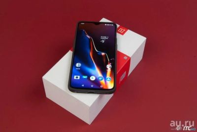 Лот: 13664608. Фото: 1. OnePlus 6T 6/128 глянец (one plus... Смартфоны