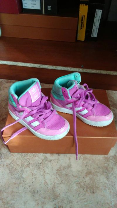 Лот: 7011411. Фото: 1. кроссовки для девочки. Кеды, кроссовки