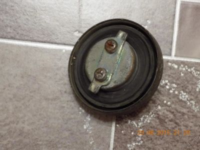 Лот: 5743553. Фото: 1. крышка бензобака сузуки. Другое (автозапчасти)