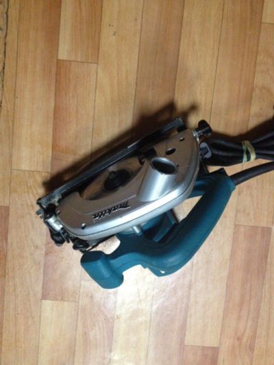 Лот: 10665078. Фото: 1. Пила makita 5604r. Электроинструмент