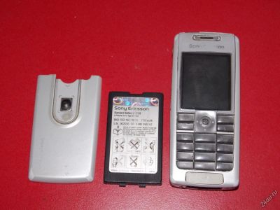 Лот: 5966490. Фото: 1. Телефон Sony Ericsson оригинал... Кнопочные мобильные телефоны