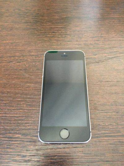 Лот: 9593435. Фото: 1. IPhone 5S 16GB. Смартфоны