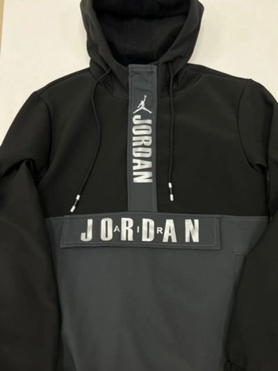 Лот: 19821887. Фото: 1. Костюм от Nike Jordan (утепленный... Зимняя спортивная одежда