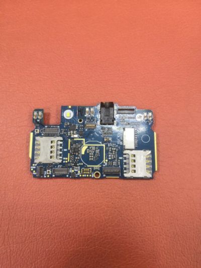 Лот: 21091238. Фото: 1. Основная плата Micromax Q465. Микросхемы и платы