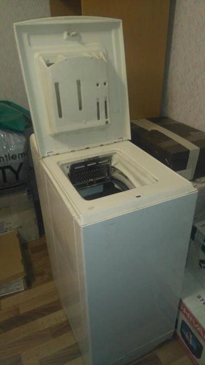 Лот: 9291756. Фото: 1. Cтиральная машина Zanussi TA-1033V. Стиральные машины