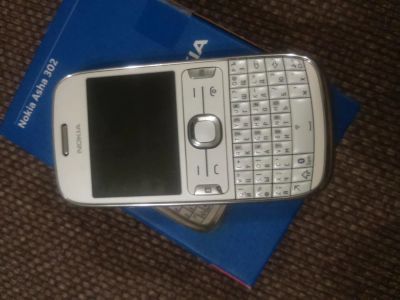 Лот: 5023189. Фото: 1. Nokia asha 302. Кнопочные мобильные телефоны