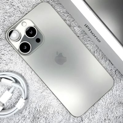 Лот: 21337831. Фото: 1. IPhone XR в корпусе iPhone 15... Смартфоны