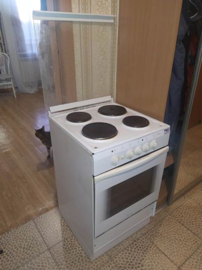 Лот: 15720623. Фото: 1. Плита электрическая. Плиты, духовые шкафы, варочные поверхности