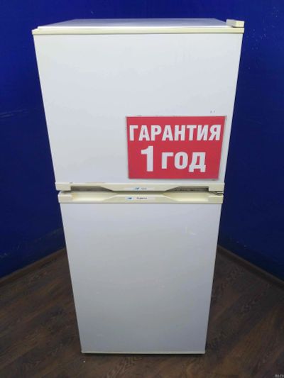 Лот: 13804724. Фото: 1. Холодильник (эконом) бирюса б-22-1... Холодильники, морозильные камеры